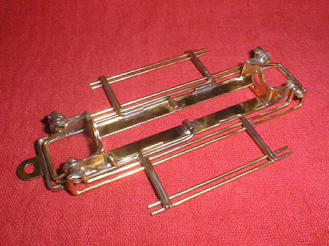 Doug Azary's Dual-motor Slot Car Chassis